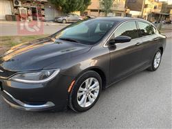 Chrysler 200